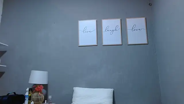 SonyasaysのライブXXXチャット