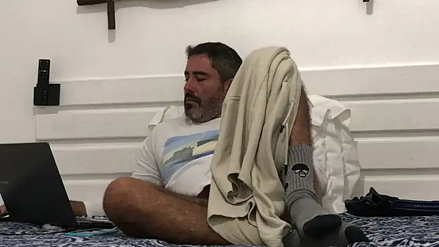 victor_chat: απευθείας συνομιλία ΧΧΧ