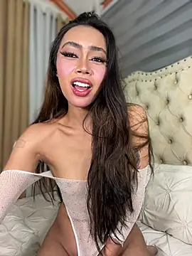 Innocent_yanixx69 Adlı Modelin Canlı XXX Sohbeti