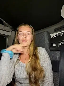 VanLifeVixen Webcam Show