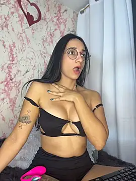 UrNewFantasy – webcam-show