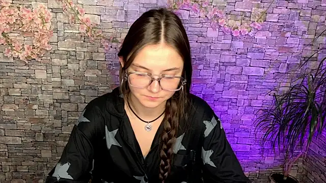 XXX chat uživo modela may_rollins