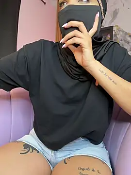 Maissa_Alabi – Live XXX-chat