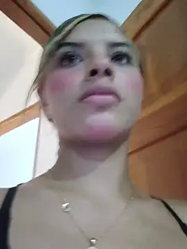 Iam_rouse 라이브 XXX 채팅
