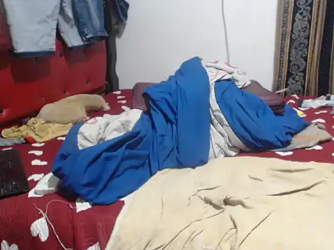 Ponse_Hot élő XXX-chatje