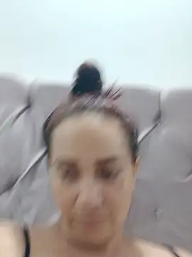 Amanda39's Live XXX Chat