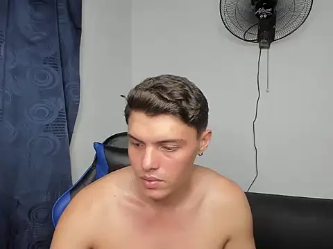 دردشة Diegoacostabigcock الجنسية المباشرة