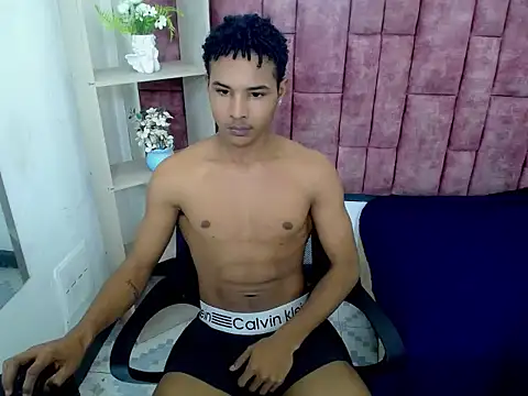 RafaelVander's Live XXX Chat