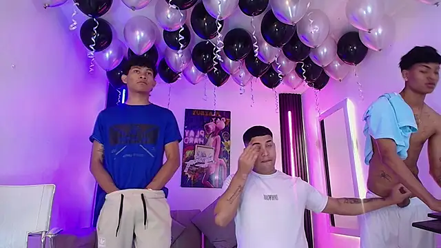 GoldenDuoheat webcam show