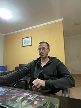 צ'אט XXX בשידור חי של MeladoDiMel