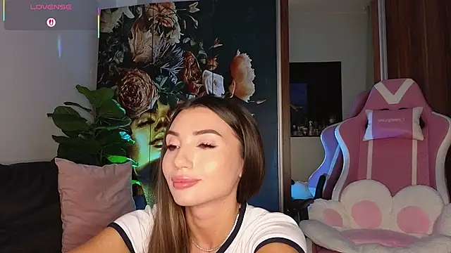SweetReya_Love Chat XXX live