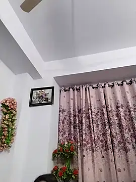 BD_sunny_leone Show in webcam