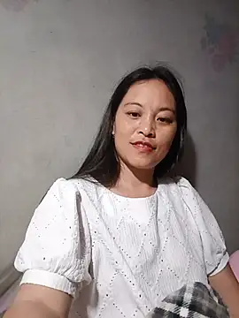 Chat +18 de Alice-567 ao vivo