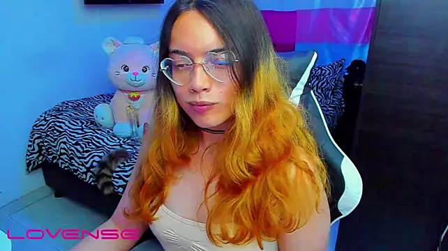 Pokazy przed kamerką – lillykittyyy