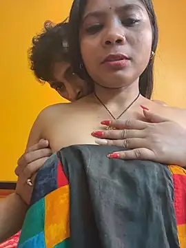 צ'אט XXX בשידור חי של RedQQueen