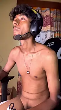 Chat +18 de GunSlay ao vivo