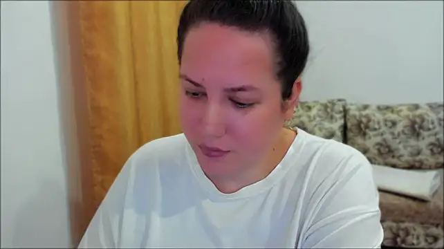 _madalexa_ লাইভ XXX চ্যাট