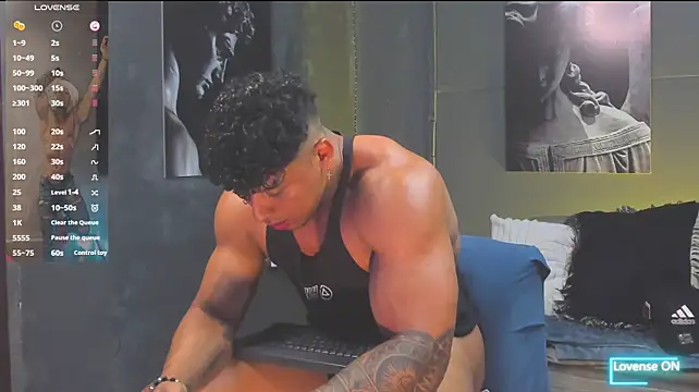 bradley_smith Pertunjukan Webcam