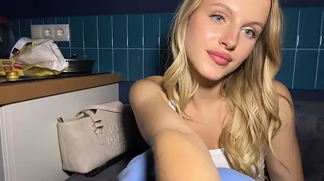 UnwedGrist – Live XXX-chat