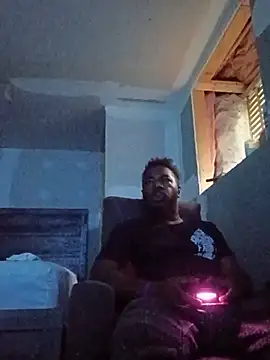 הופעת וובקאם של MRHANDSOME3800