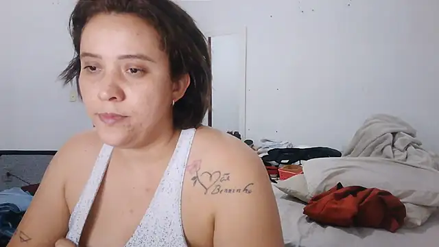 Chat +18 de BIADELICIA1 ao vivo