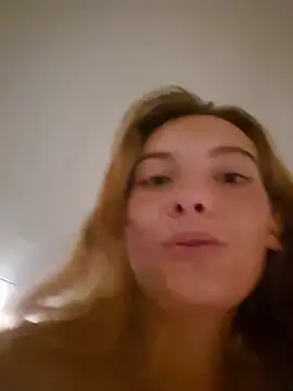 دردشة sweetsophie69 الجنسية المباشرة