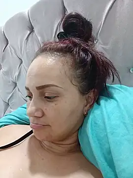 Amanda39's Live XXX Chat