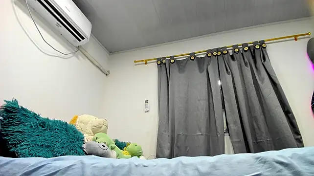 vennuss19's Live XXX Chat