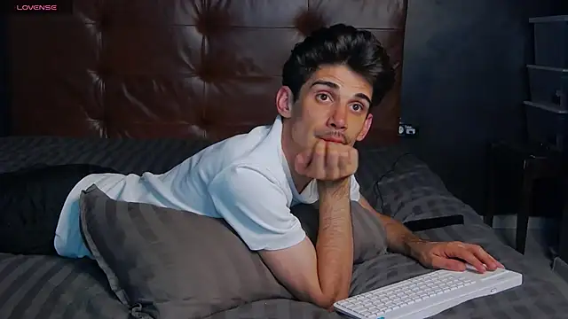 DanielCrush1 Webcam show