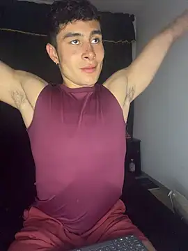 AustinJones_ Adlı Modelin Canlı XXX Sohbeti