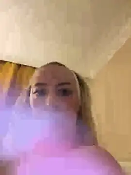 Pertunjukan Kamera Web Katharina_Wagner