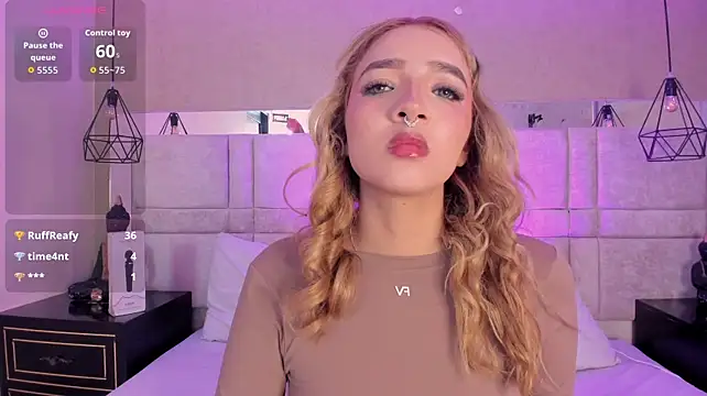 SamaanthaMiller 即時 XXX 聊天