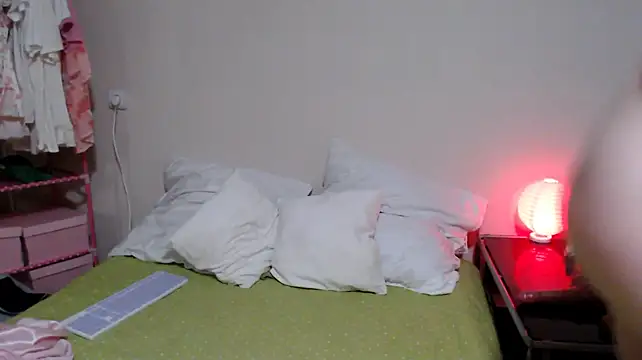 KatieMelone লাইভ XXX চ্যাট