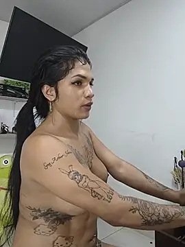 Lukyanova-Gabriela Adlı Modelin Web Kamerası Şovu