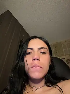 i_am_nina_ Chat XXX in diretta