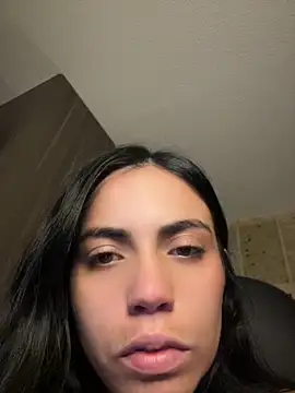 i_am_nina_'s Live XXX Chat