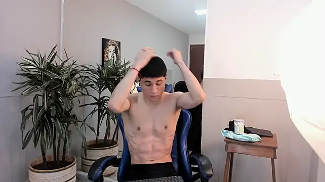 roan_birkin Webcamshow