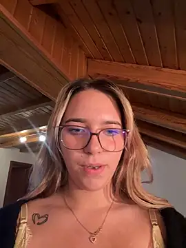 Chat XXX en directo de Naomi-Klein