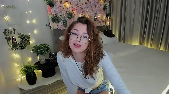 SereneFlame Adlı Modelin Canlı XXX Sohbeti