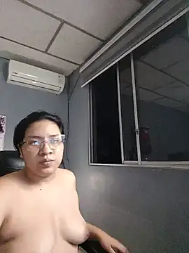 Danelyhit 网络视讯表演