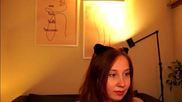 Enchantyy: απευθείας συνομιλία ΧΧΧ