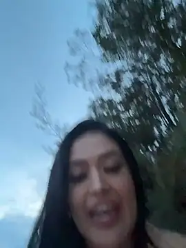 צ'אט XXX בשידור חי של Sara_fun