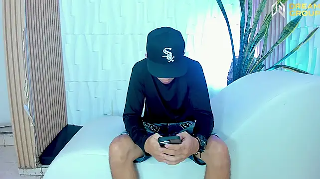 XXX chat uživo modela AmazingPartys