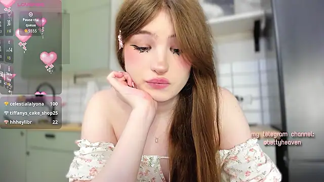 bettyheaven Adlı Modelin Web Kamerası Şovu