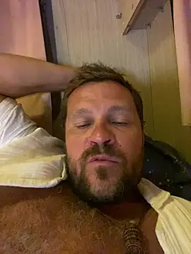 Živý XXX chat Che_Gue_Buddy