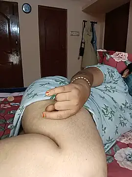 Webkamerová show pirainilla