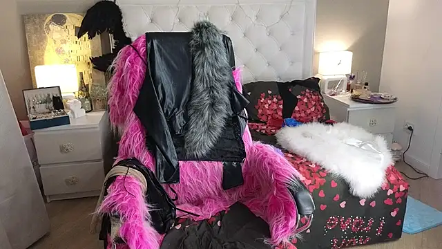 Živý XXX chat RoxalanaStar
