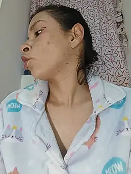 Živý XXX chat VelvetKiM_91