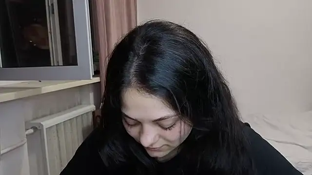 Živý XXX chat _Mikky_lil_