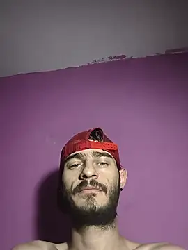 Sissywhite7 Adlı Modelin Canlı XXX Sohbeti